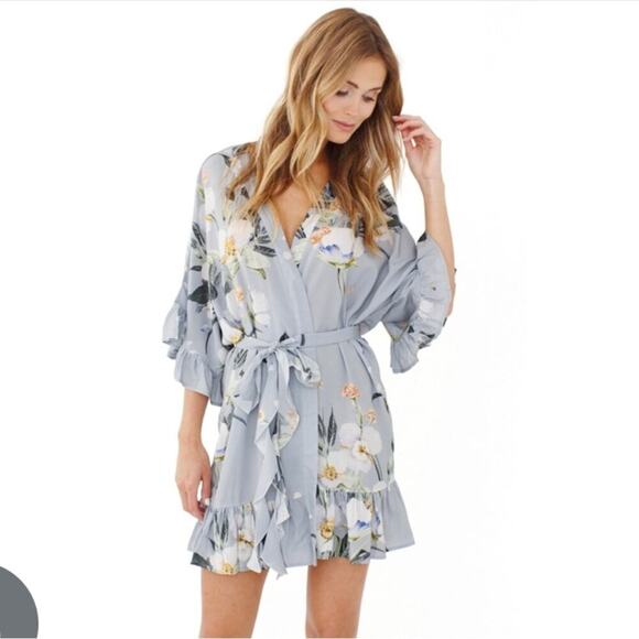 Plum Pretty Sugar ruffled hem and sleeve's floral print robe SZ XS/S above knee - Picture 1 of 10